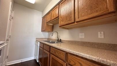 Foto del edificio - 7315 Brompton St
