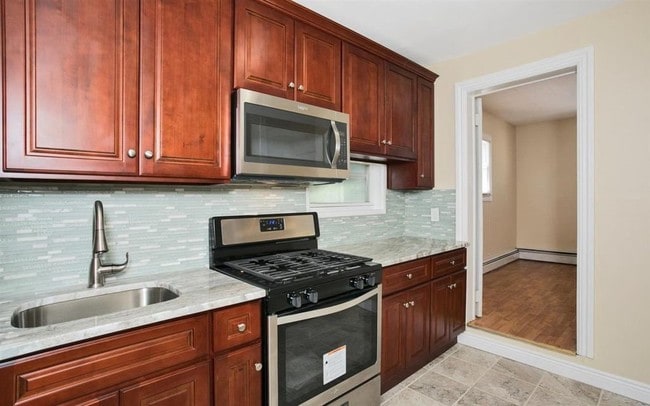 Building Photo - 213 Nunda Ave
