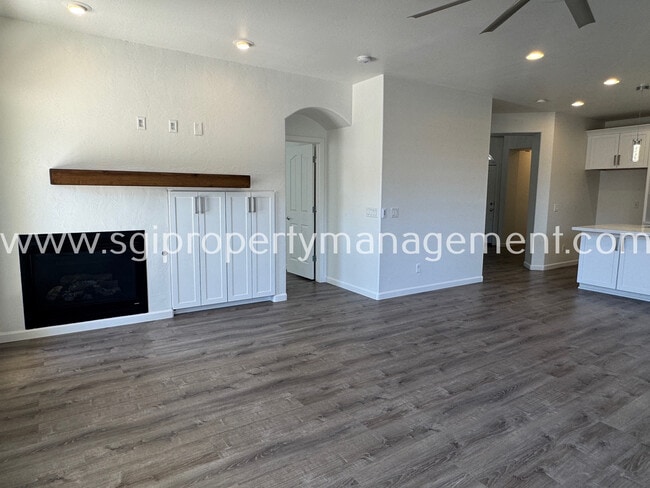 Building Photo - 29767 N 121st Ave