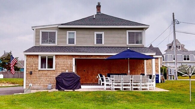 Foto del edificio - Winter Rental Only. Single Family Available: September 1 to April 30th - May 15th