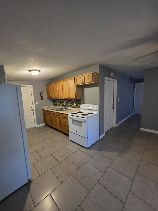 Foto del edificio - 1328 37th St NW