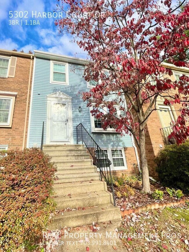 Foto del edificio - 3 BEDROOM TOWNHOME WITH SPA-LIKE PRIMARY S...