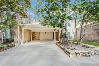 Building Photo - 201 Vanderpool Ln