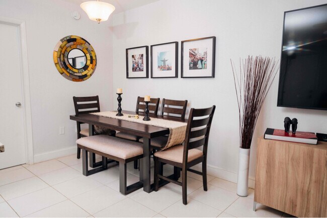 Foto del edificio - 7901 SW 64th Ave