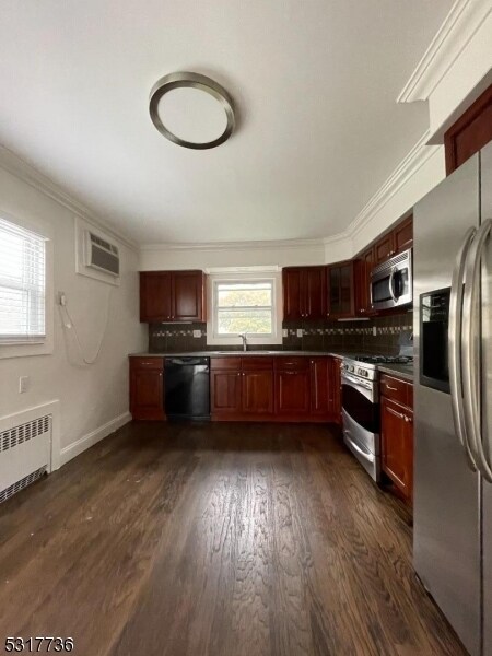 Building Photo - 22 Montclair Ave