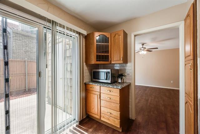 Foto del edificio - 859 Dublin Dr