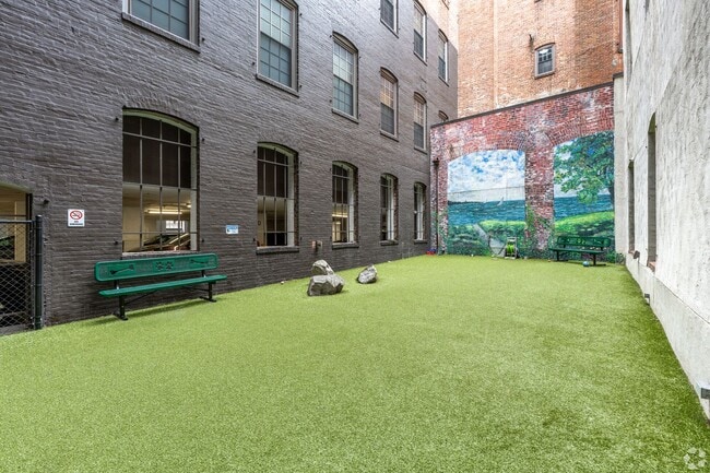 Interior Photo - Sail Cloth Factory Apartments