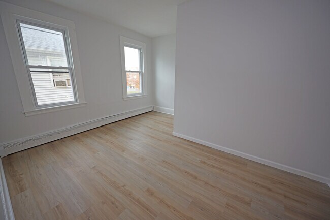 Foto del edificio - 358 Washington St