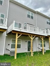 Building Photo - 209 Jenkins Way