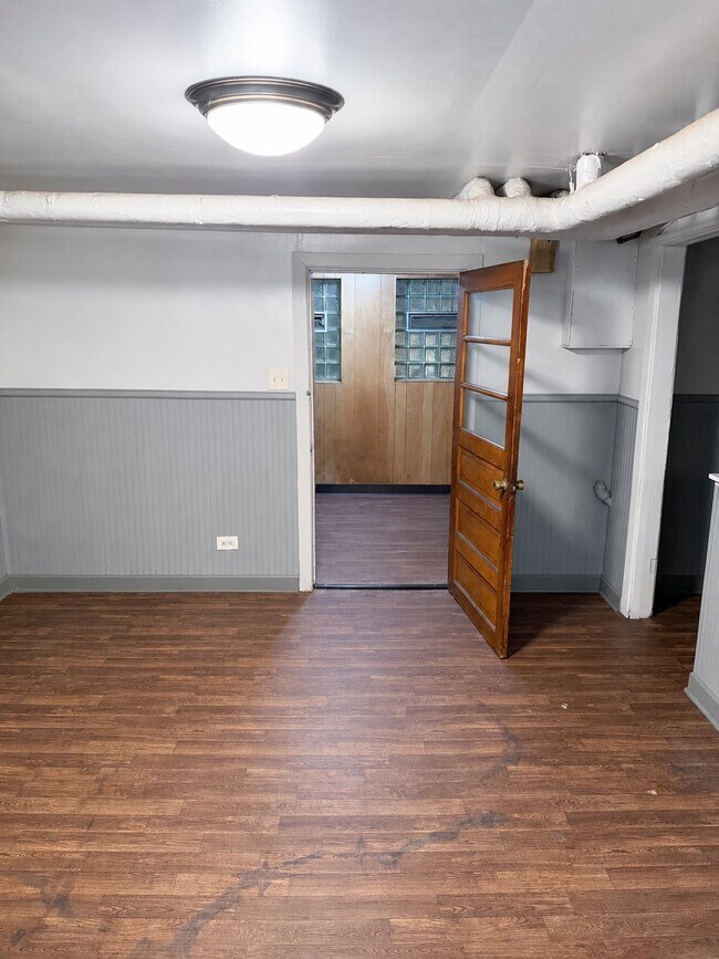 Foto del edificio - 4328 W Cermak Rd