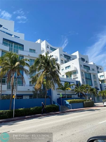 Foto del edificio - 7600 Collins Ave