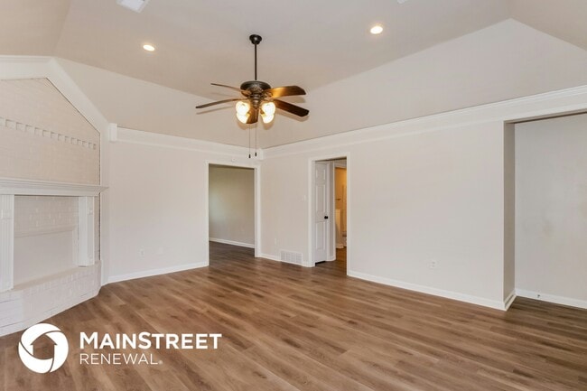 Building Photo - 4709 Valene Cir