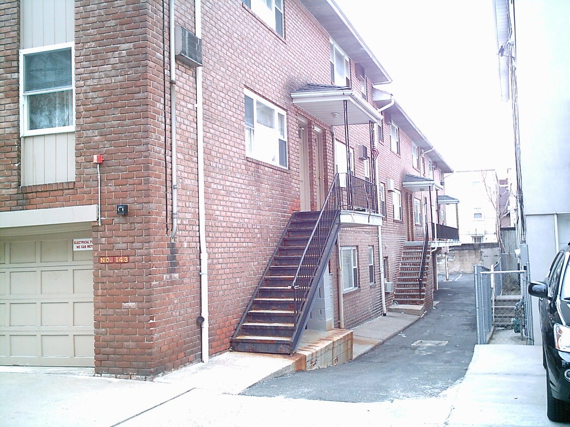Building Photo - 143-145 69th St