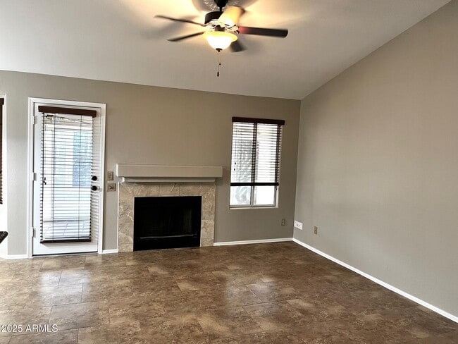 Building Photo - 16117 E Glendora Dr