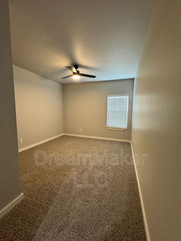 Foto del edificio - 764 Apple Blossom Wy
