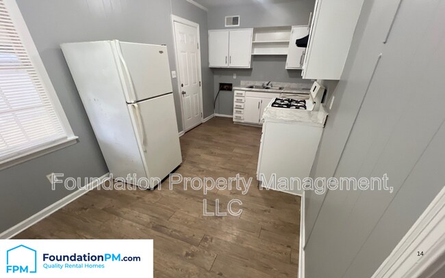 Foto del edificio - 1941 Corning Ave