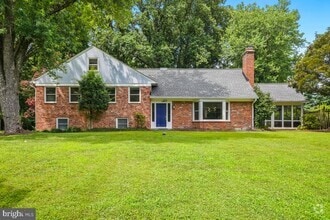 Building Photo - 11705 Admirals Ct