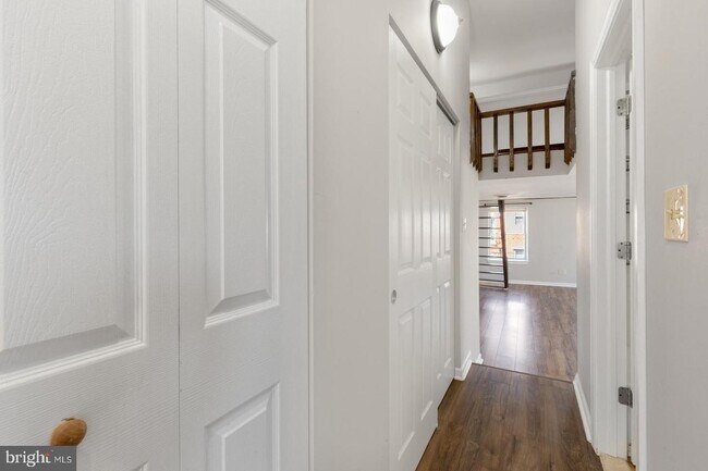 Building Photo - 777 S 6th St