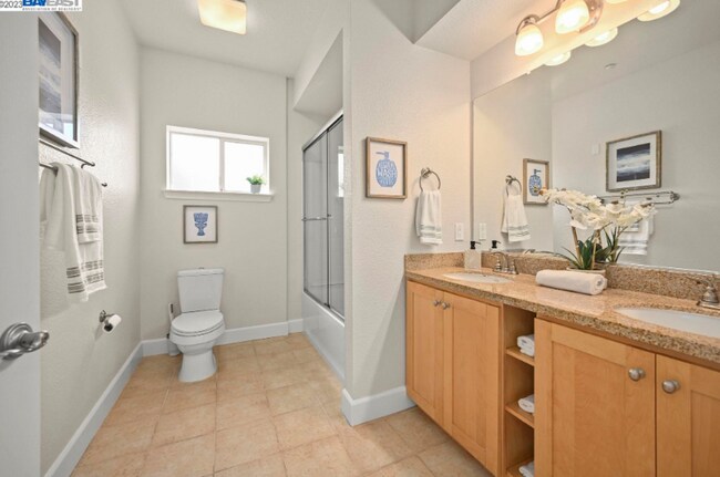 Foto del edificio - 1186 Walker Ave