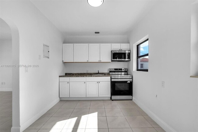 Foto del edificio - 130 SW 31st Ct