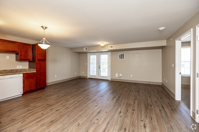 1BR, 1BA - 765SF - Living Room - Connect55+ Ankeny Senior Living 55+