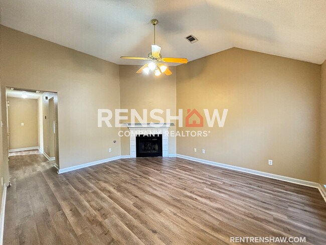 Building Photo - 9289 Grove Manor Dr