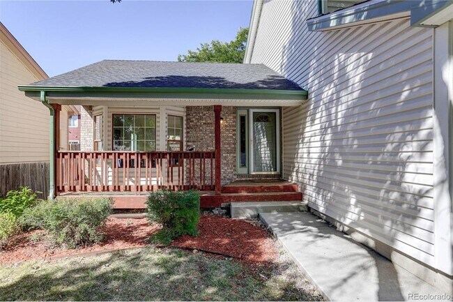 Building Photo - 12159 Deerfield Way