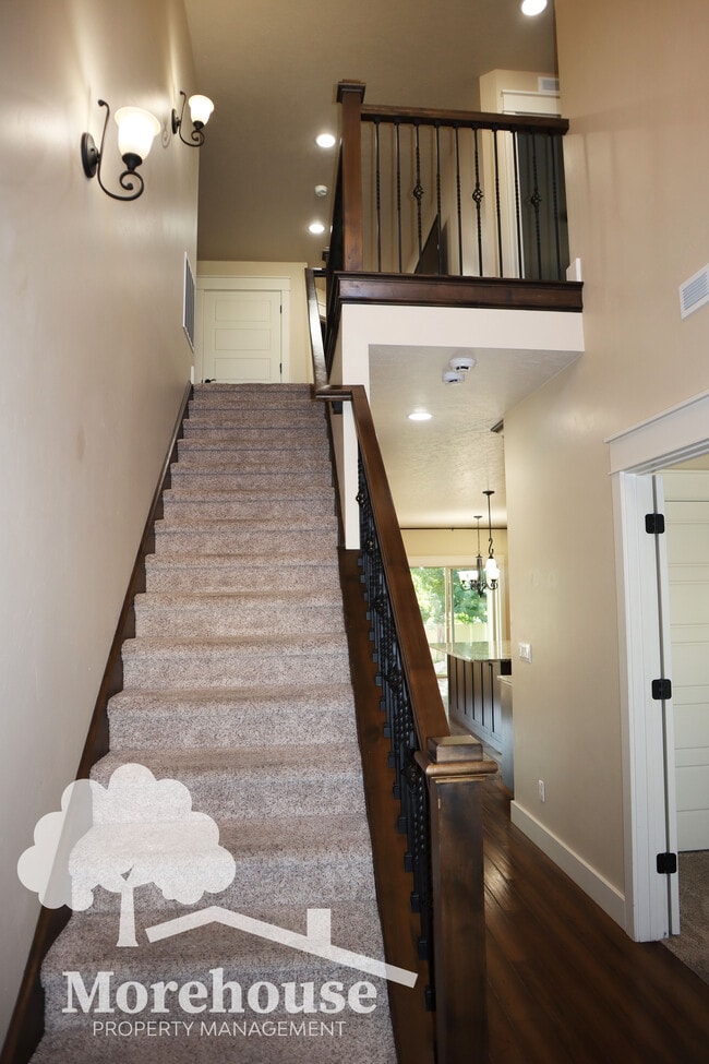 Building Photo - 7910 S Desert Ridge Ave