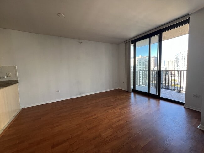 Foto del edificio - 635 N Dearborn St