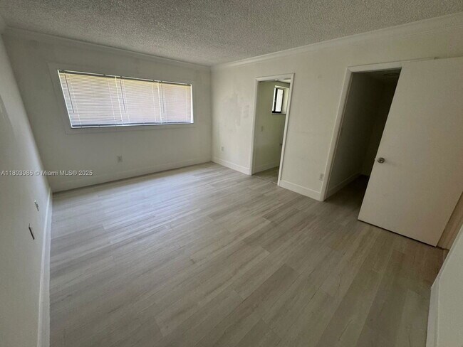 Building Photo - 8650 SW 133rd Avenue Rd