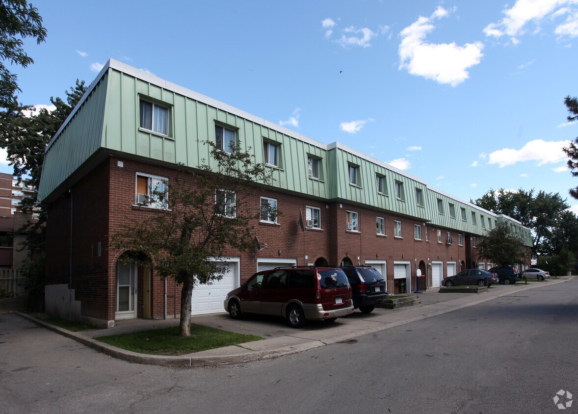 Martin Grove Albion Apartments 1674 Albion Rd Toronto, ON