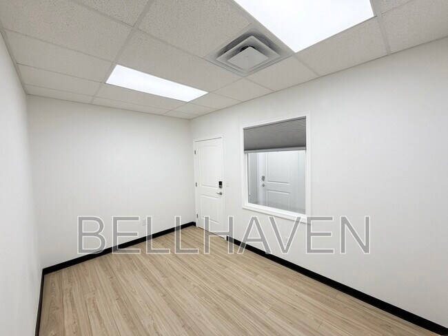 Foto del edificio - 134 W Main St