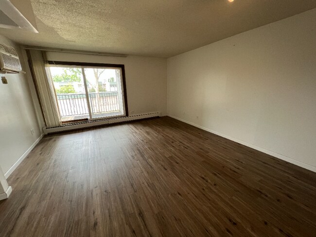 Building Photo - 12976 Nicollet Ave