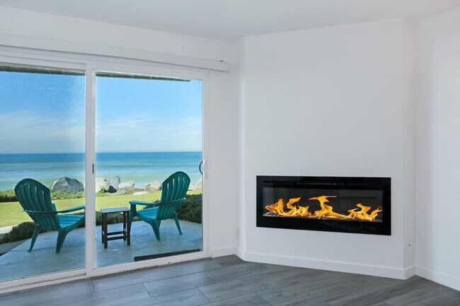 Building Photo - 1244 Seacoast Dr