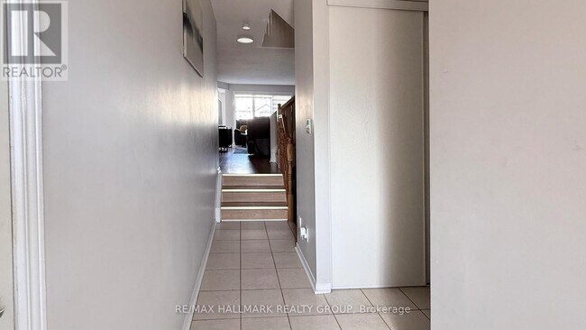 Building Photo - 261 Monaco Pl
