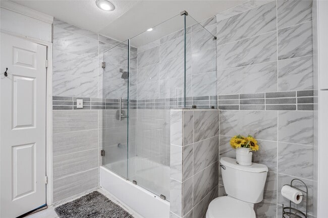 Foto del edificio - 2574 Marilee Ln