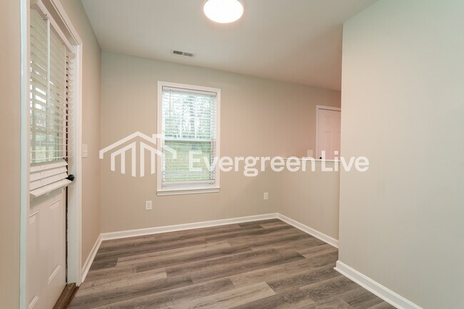 Foto del edificio - 518 Harper St