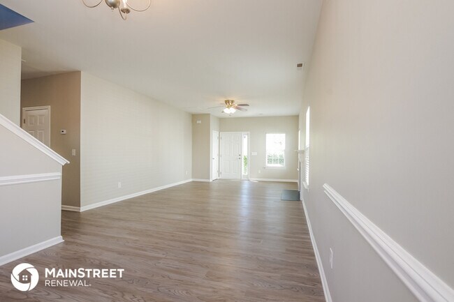 Foto del edificio - 9515 Currier Rd