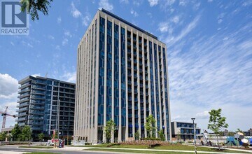 Building Photo - 75 The Donway W