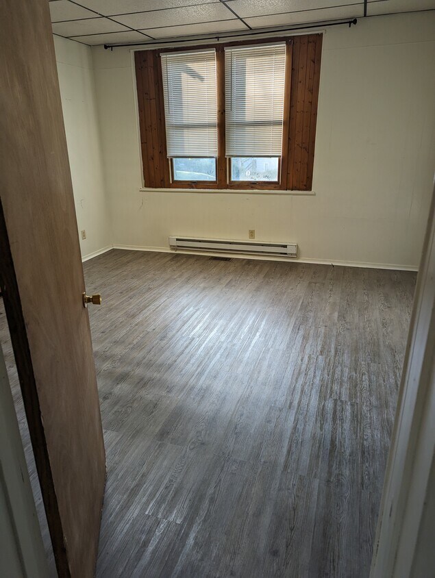 Foto principal - 630 E Brady St