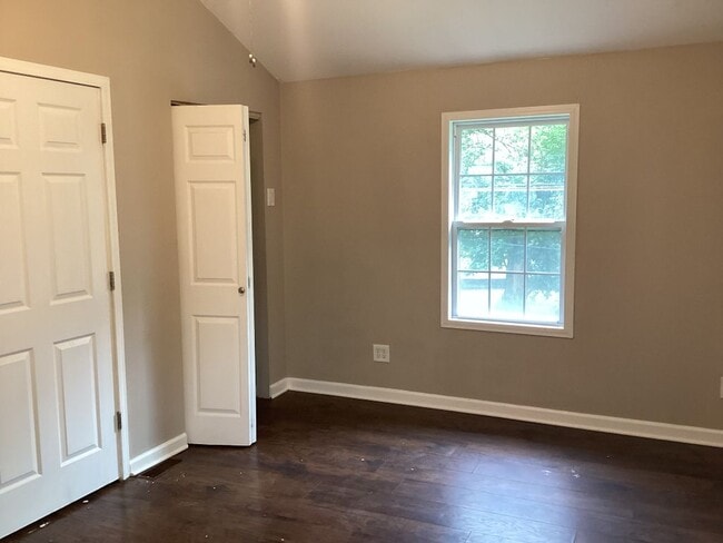 Foto del edificio - 7002 N Ralston Ave