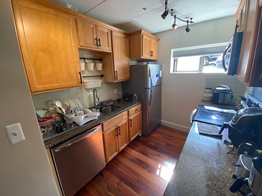 157 Franklin St Unit A6, Stoneham, MA 02180 Condo for Rent in