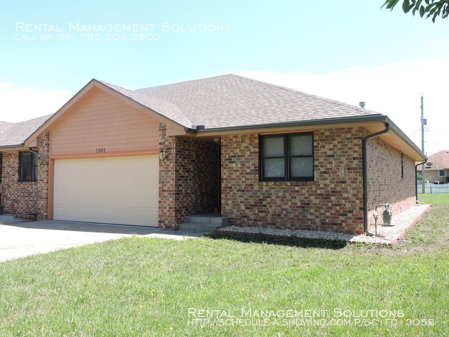 Primary Photo - Shawnee Heights School District- 2BED/2BATH