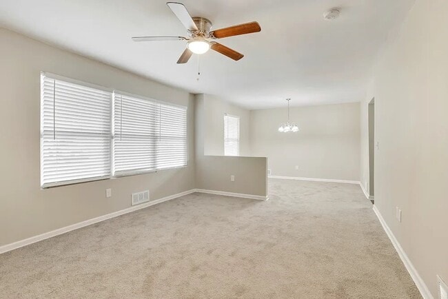 Foto del edificio - 2285 Headland Dr