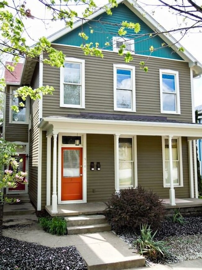 Building Photo - 510 N 6th St