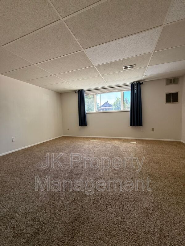 Building Photo - 1815 8th Ave N