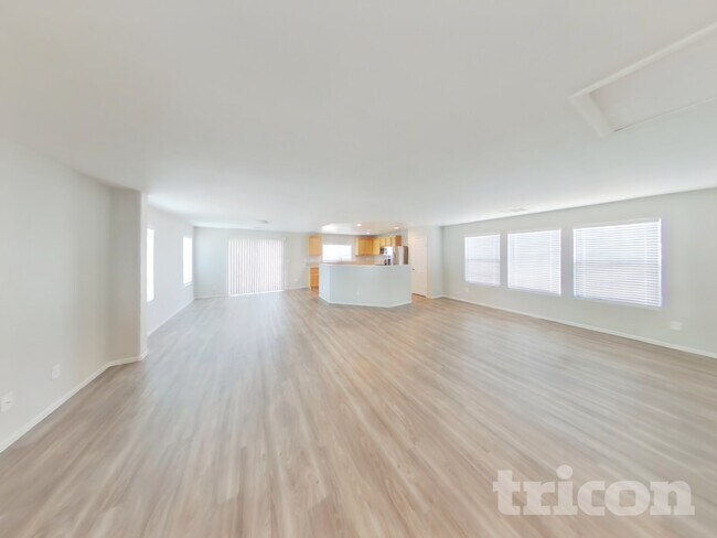 Foto del edificio - 9478 W Martin Ave