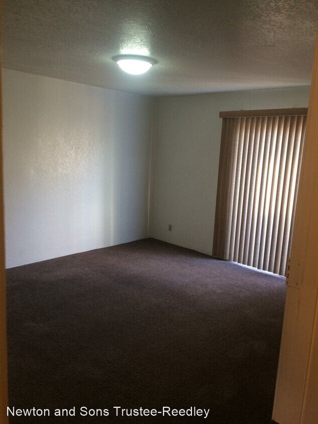 Foto principal - 972 N Sunset Ave