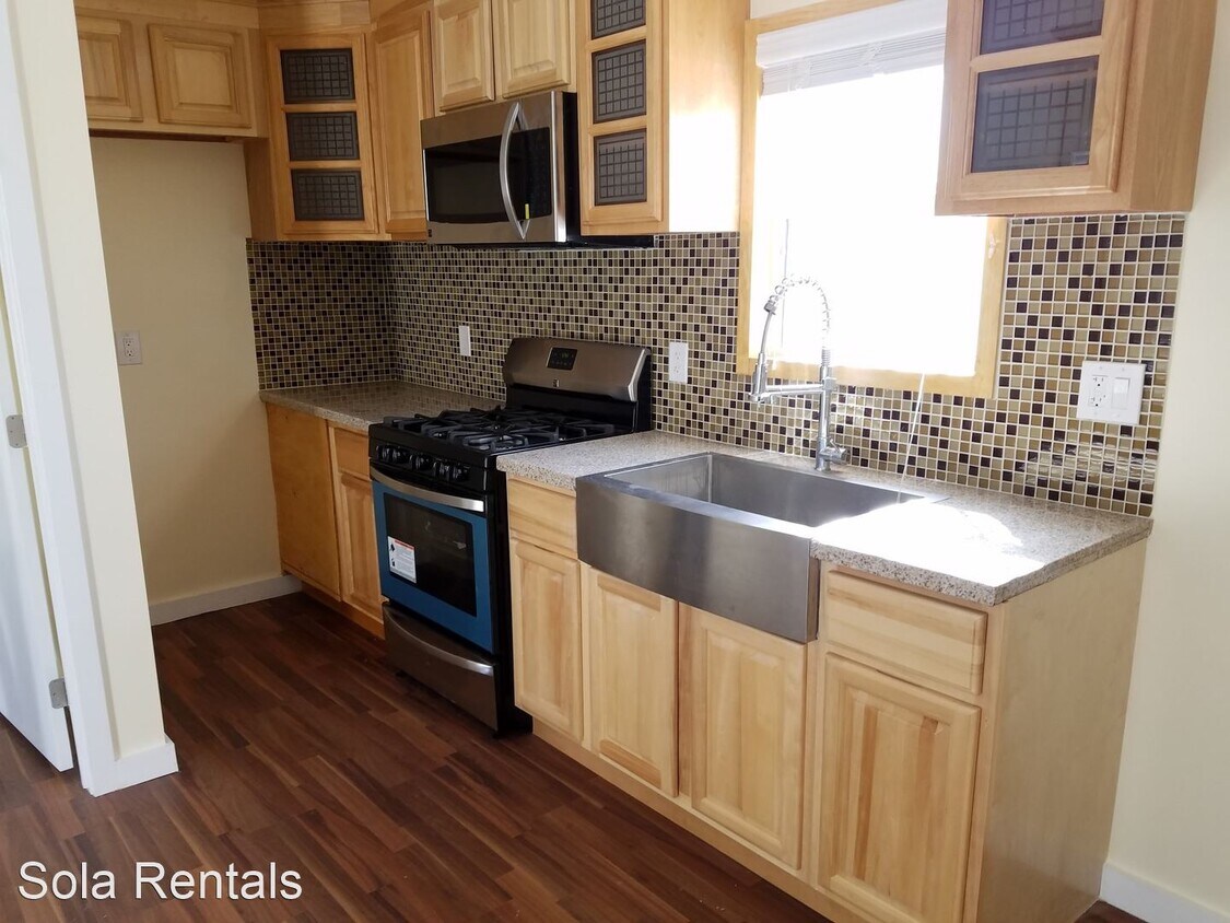 Foto principal - 914 W 81st St