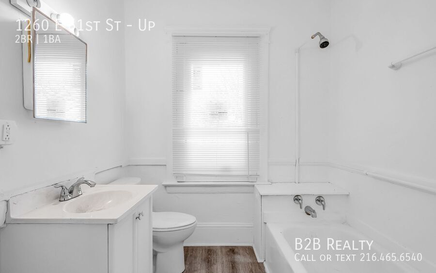 Foto principal - 1260 E 61st St